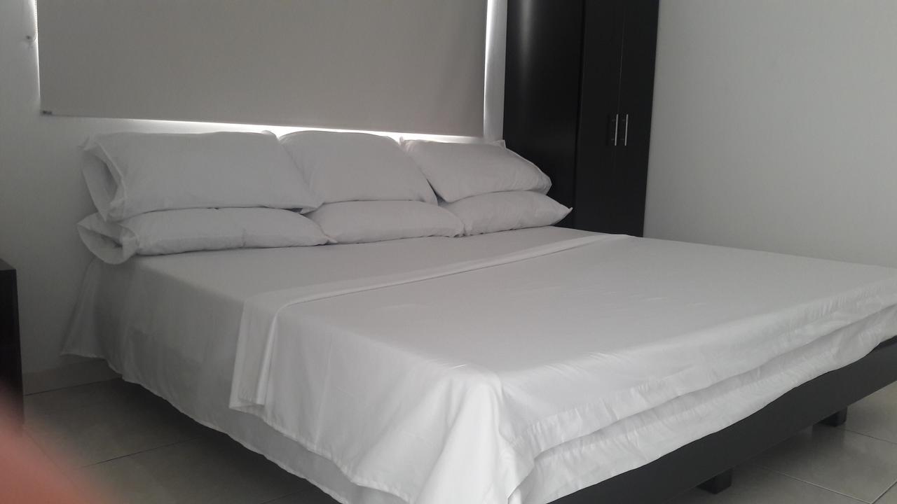 Hotel Centro Real Сан Хил Екстериор снимка